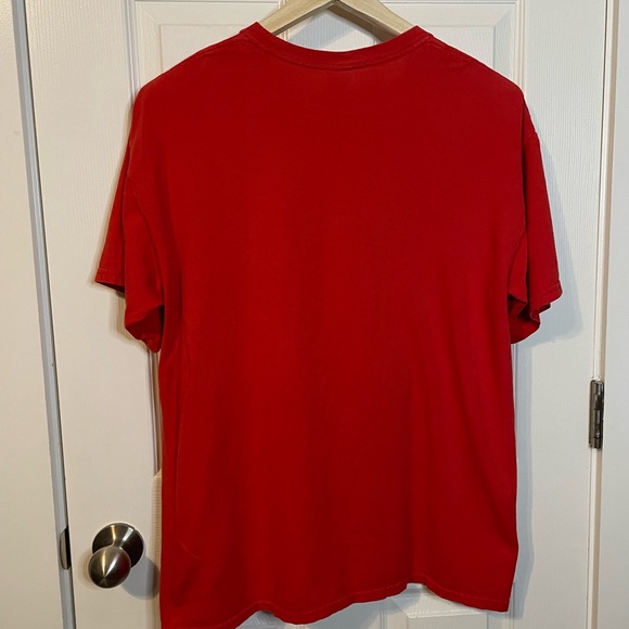 VTG Gildan red patriotic Garfield w/ US flag tee unisex sz L - Picture 7 of 9